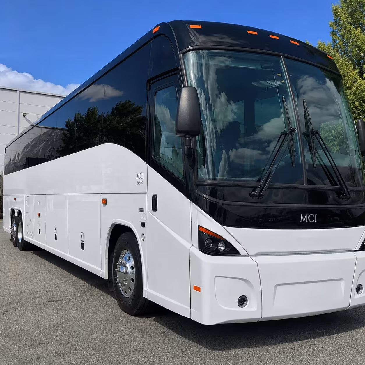brockton employee shuttle buses to mbta commuter rail
