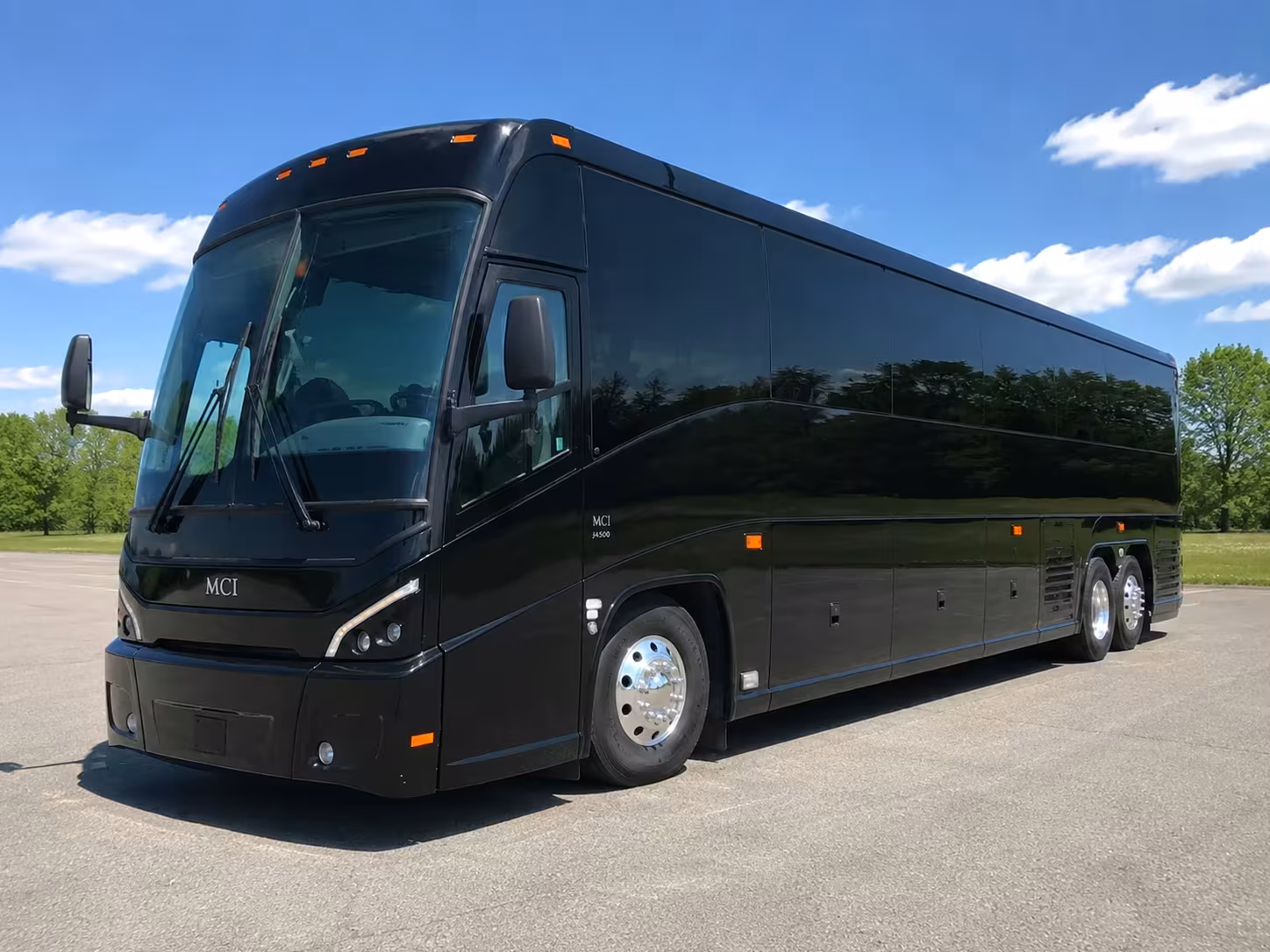 brockton wedding shuttle buses for guests and receptions