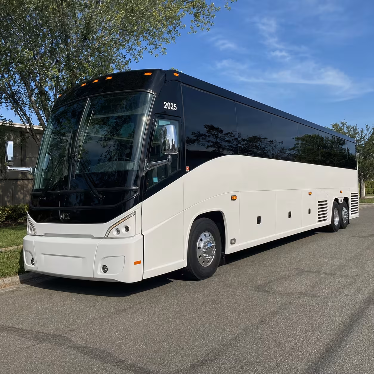 overnight and multi day bus rentals from brockton massachusetts